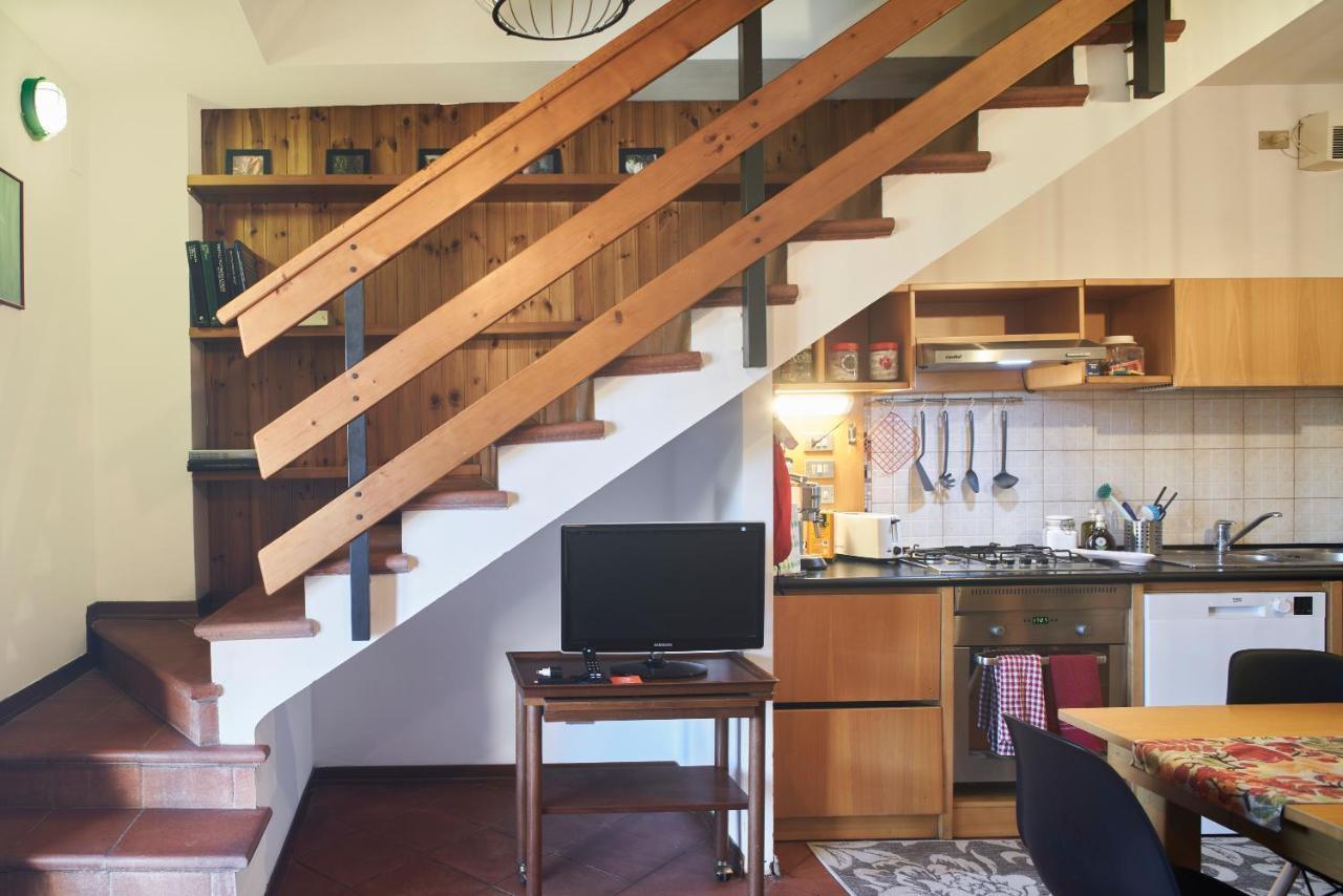 Little Brick House On Siena Hills With Balconies Apartment Luaran gambar
