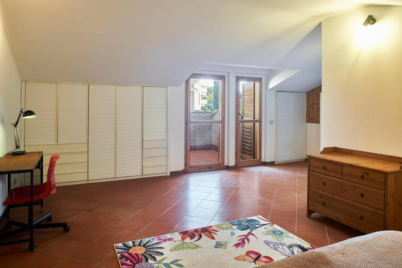 Little Brick House On Siena Hills With Balconies Apartment Luaran gambar